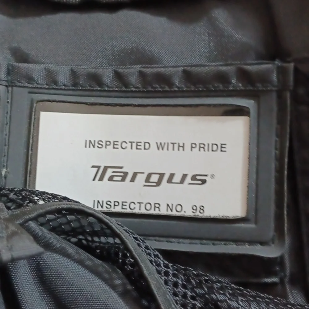 TARGRUS Large Gray & Black LapTop Bag Brand New‎